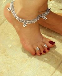 انا والاحزان