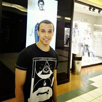 Mahmoud R