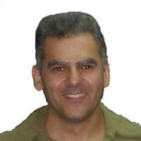 Νίκος Καραμάνος