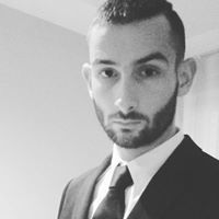 Валентин Манолов