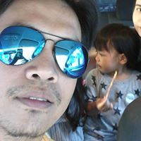 ชาติชาย ศรีประเสริฐ