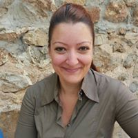 Χρύσα Αγγουρά