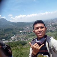 Wahyu'Adam Aprilliyanto