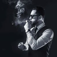 كبرياء رجل