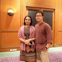 ลอย เต่าทอง