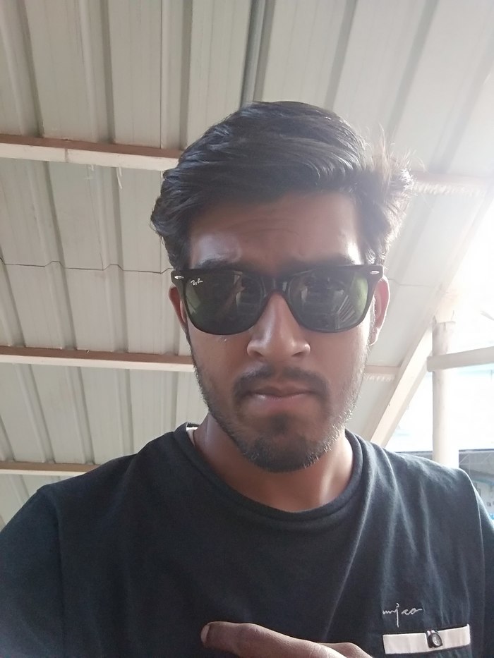 Goodreads profile picture for @goyal