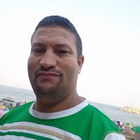 الحسين منصر