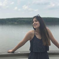 Ния Николаева