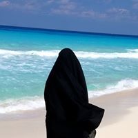 آية عاطف