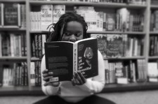 Christina  Pauze (is in a reading slump)