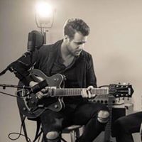 Dan Lloyd