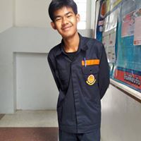 วุฒิ ลาย