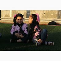 لائقة شكرون