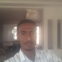 التوم السماني بله