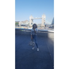 Аида Есуайех