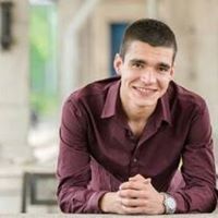 Михаил Маринов