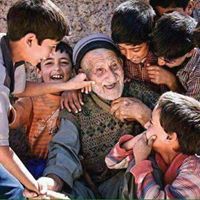 يأمن اعزه واعزني