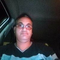 كمال بن ناصر