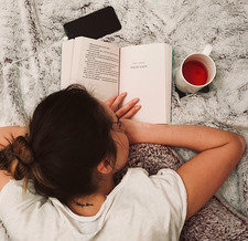 Lavinia Reads