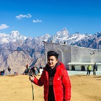 Santosh Eu