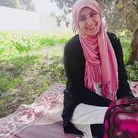 ياسمين عامر