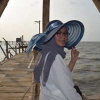 Nadya Sari