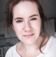 Simone
