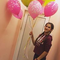 Вики Кръстева