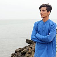 Mani Naqvi