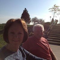 Dr Linda Summers