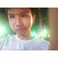 จะใครละ ก้องไง