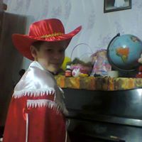 Данило Власенко