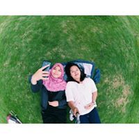 Adhe Eva