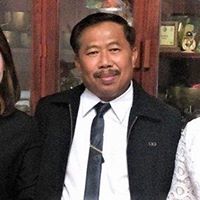 นายกไพโรจน์ คงสุข