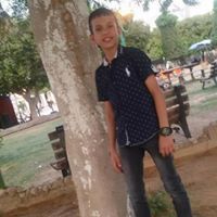 ادم ابورميلة