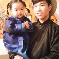 Дөлгөөнөө Нь