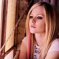 عايش جئر ومجنن البشر