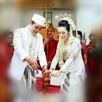 Rhe'Ya Dewi