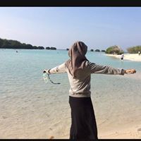 Dessy Cahyani
