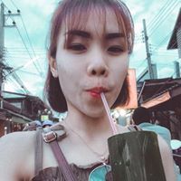 แพรววี่ ยองศรี