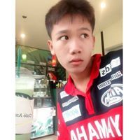 ภูริน อัคณวัตน์