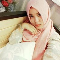 Adila Nida