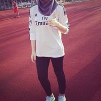 طالب زينب يسرى