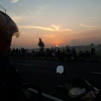 Hari Cebol