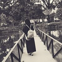 Indah WL