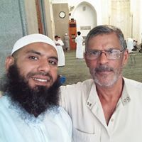 الأستاذ أحمد