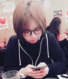M.C. 蘇明珠