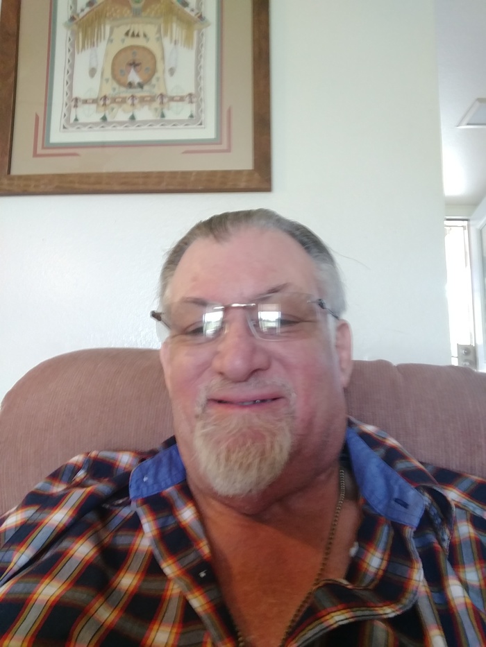Goodreads profile picture for @Murderer