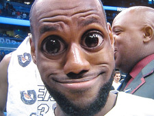 حمزة' مباركي