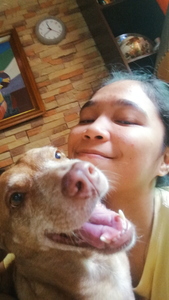 Thea Divina Rachel Ü